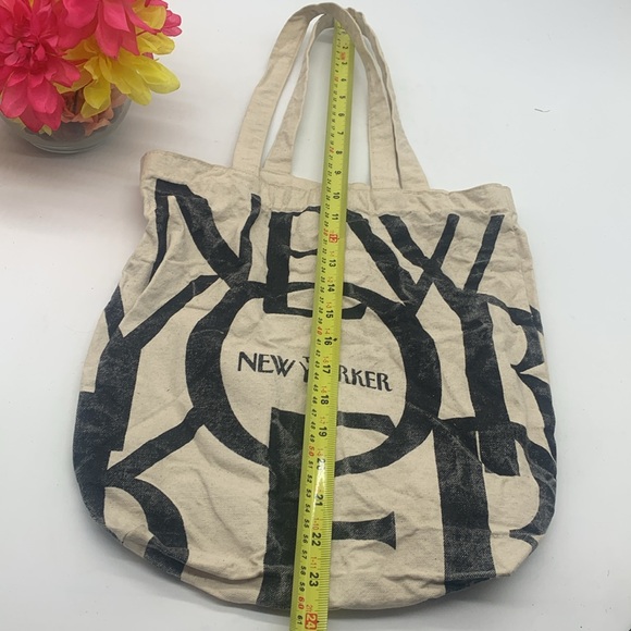 The New Yorker Metro Canvas Tote TOT7551 - Picture 6 of 7